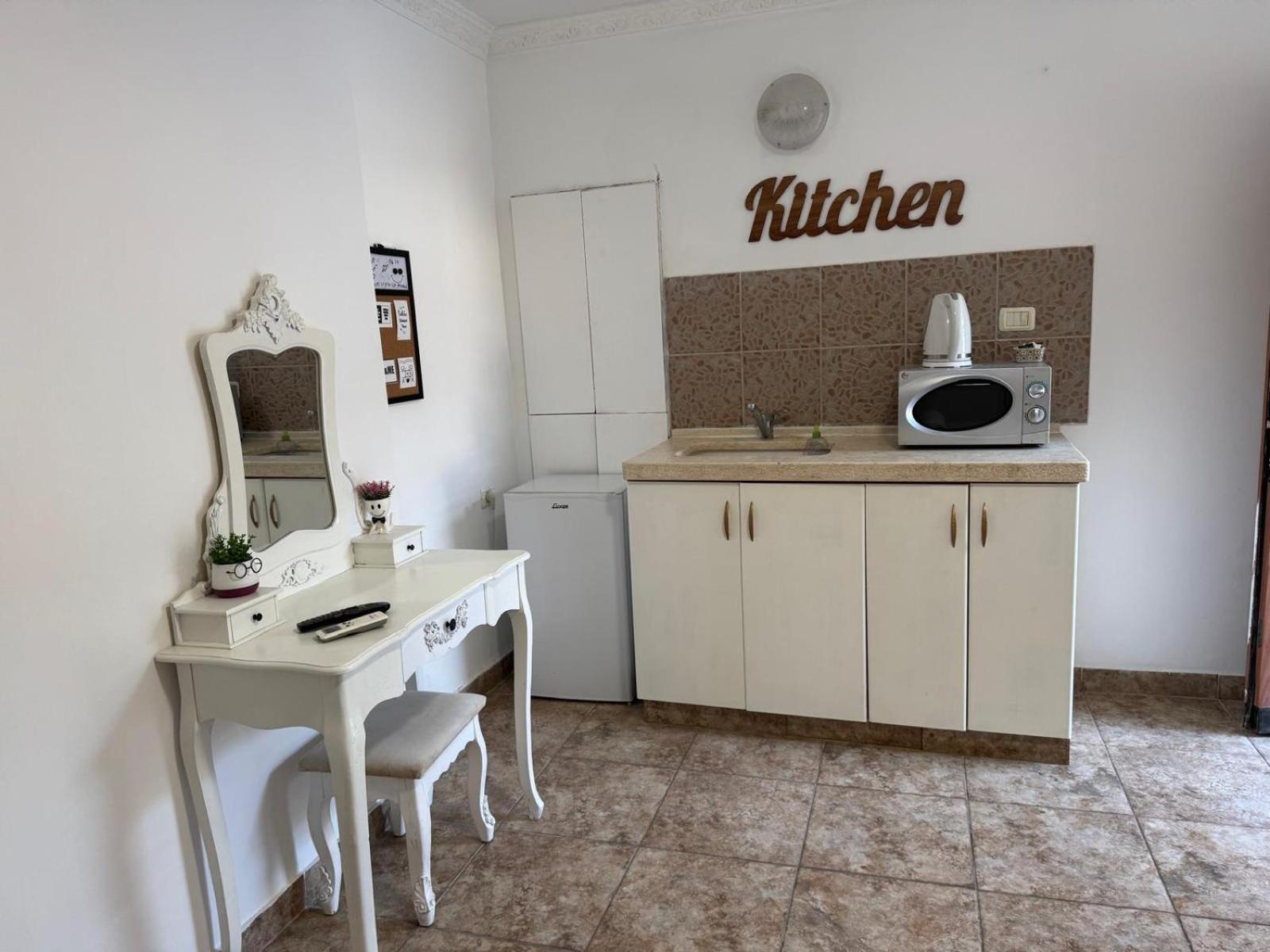 Loren Village Neve Zohar Esterno foto